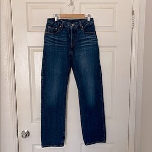 Levi’s premium dark blue wash 501 jeans 25